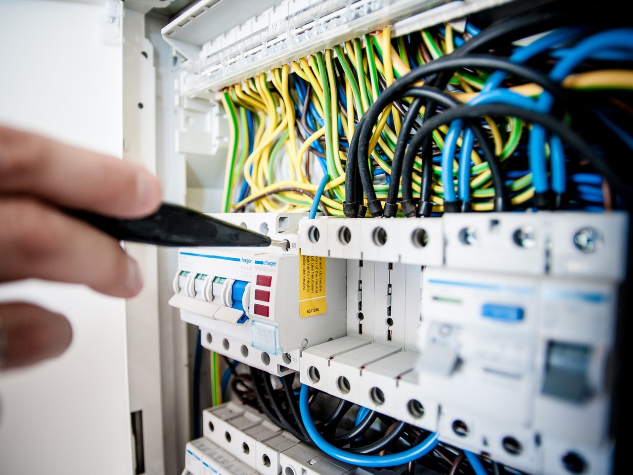 Services Electric Blog 02